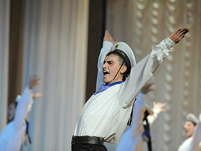 Ансамбль танца «Урал» показал «Хоровод дружбы» в Сухуме