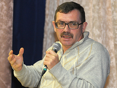 Писатель Павел Басинский советует: «Не доставайте из шкафа скелет» Писатель Павел Басинский советует: «Не доставайте из шкафа скелет»
