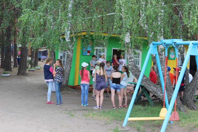 Стражи порядка проверили детский оздоровительный лагерь «Лесная сказка» в Южноуральске