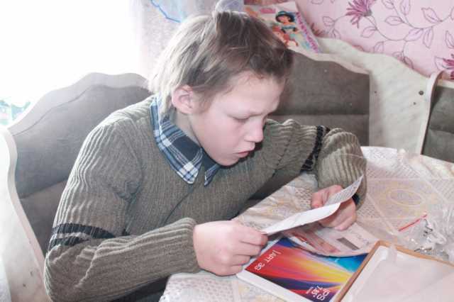 Владимир Путин подарил планшет мальчику-инвалиду из Кизильского района