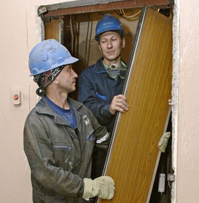 За семь лет  в Челябинске устарело полторы тысячи лифтов