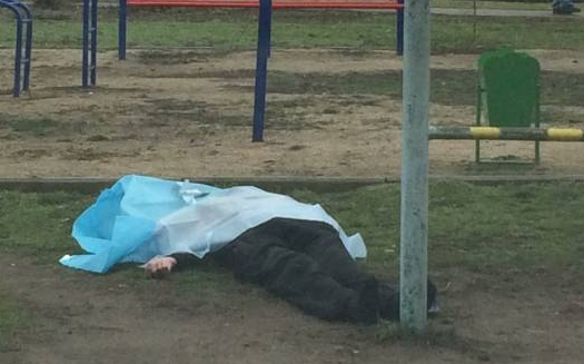 В Стерлитамаке около детской площадки школьники нашли труп мужчины