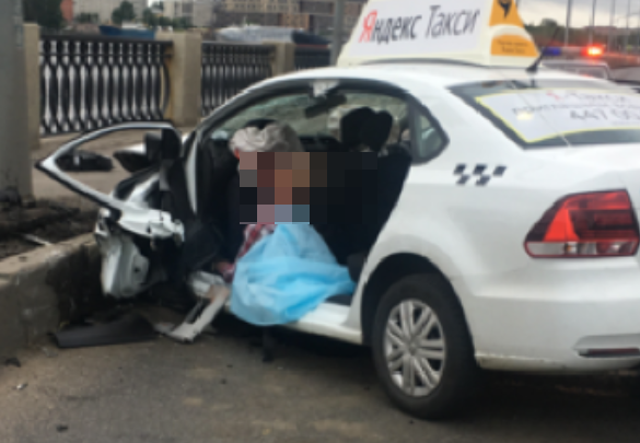 В Челябинске в ДТП погибла пассажирка "Яндекс.Такси"