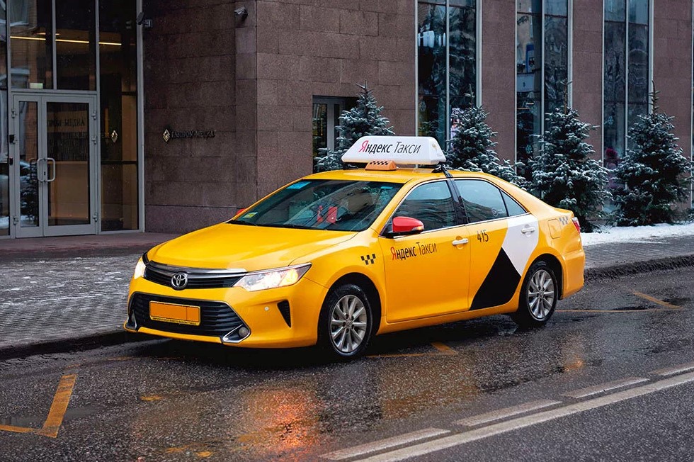 «Яндекс-такси» станет бесплатно возить южноуральцев на КТ 