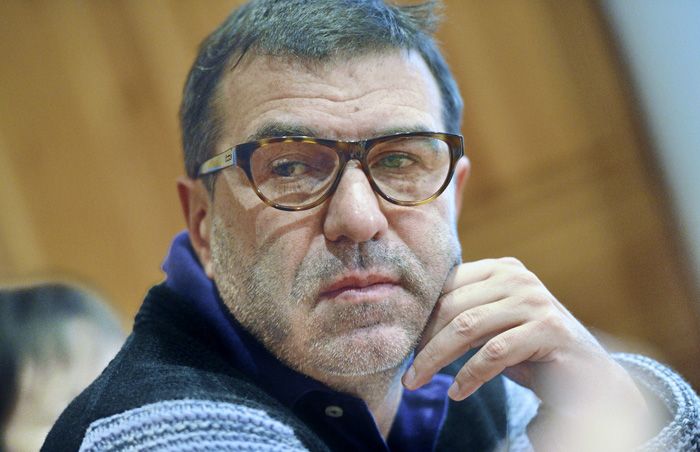 Евгений Гришковец: "В Челябинск я ехал за глотком воздуха" Евгений Гришковец: "В Челябинск я ехал за глотком воздуха"