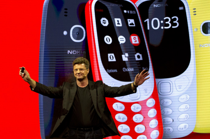 Новую Nokia 3310 показали на выставке в Барселоне