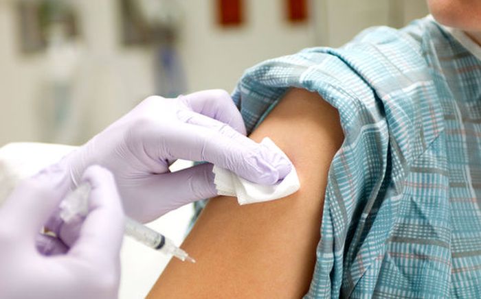 В Челябинск поступила вакцина  от гриппа для взрослых