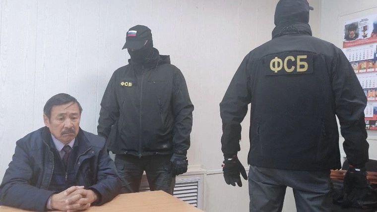 Оперативники задержали главу Агаповского района 