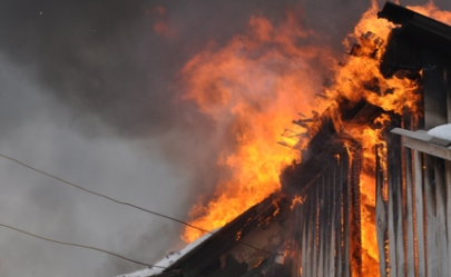 В Перми бойцы Росгвардии спасли женщину из горящего дома