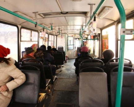 В Перми две женщины травмированы в резко затормозившем автобусе