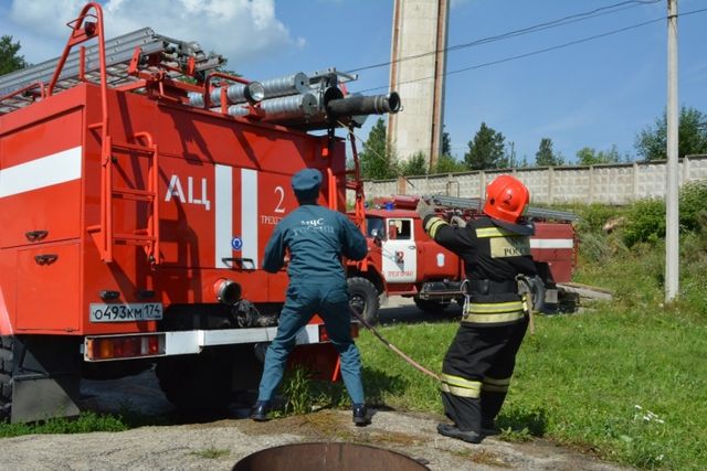 Огнеборцы Трехгорного выявили лучших инструкторов по вождению пожарных автомобилей