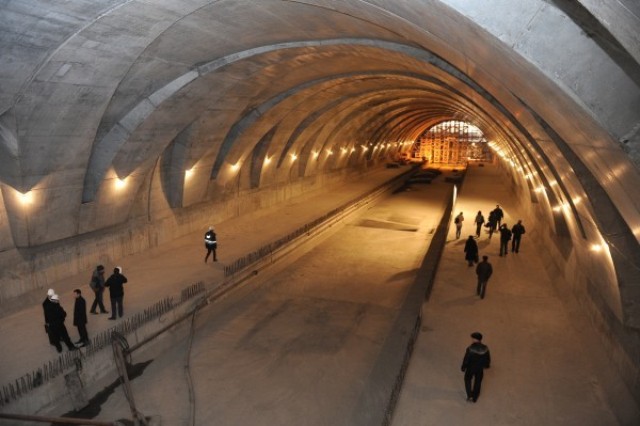 Дмитрия Медведева попросят дорыть челябинские тоннели