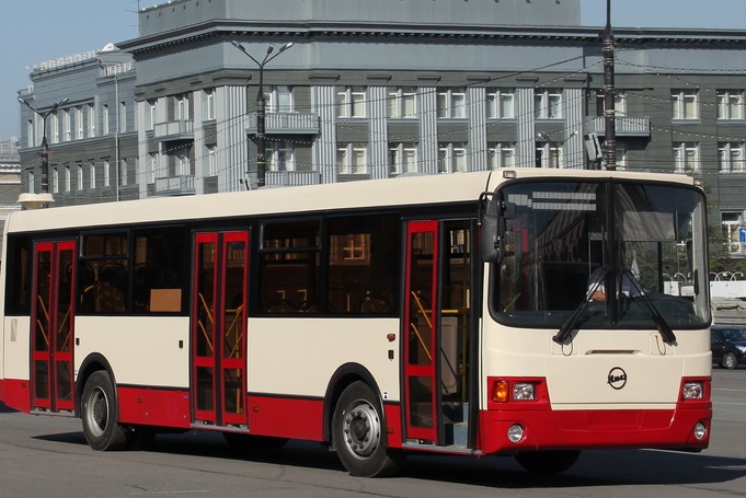 В Челябинске проезд в автобусах подорожал до 23 рублей