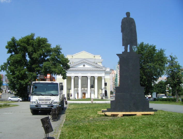 Зачем челябинцам памятник Столыпину?