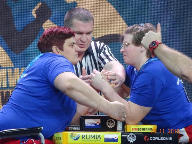 Увельчанка победила на Чемпионате мира по армрестлингу среди инвалидов