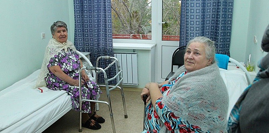 В Челябинской горбольнице №11 создали комфортные условия для пожилых челябинцев