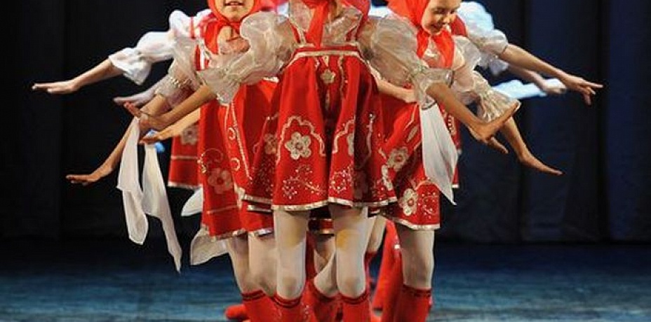 Студийцы ансамбля танца «Урал» вернулись из Болгарии лауреатами международного конкурса