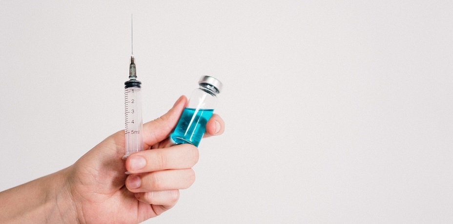 Челябинских работодателей привлекут к ответственности за отказ сотрудников вакцинироваться 
