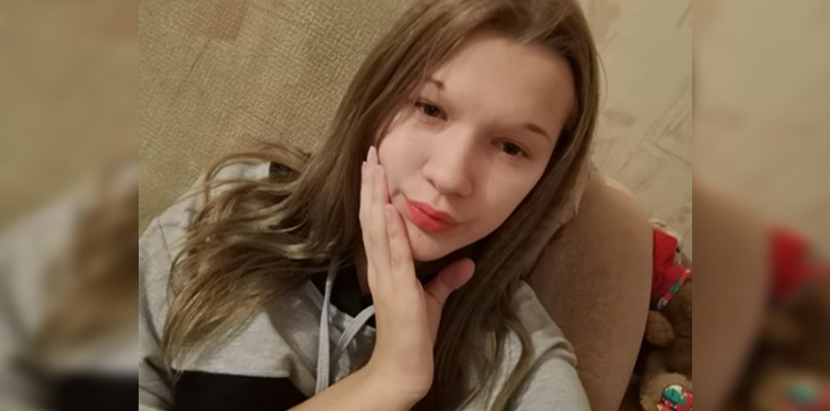 Пропавших школьниц из Челябинска приютила на ночь взрослая подруга