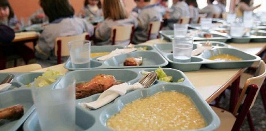 Бесплатное питание получит каждый школьник в новом учебном году