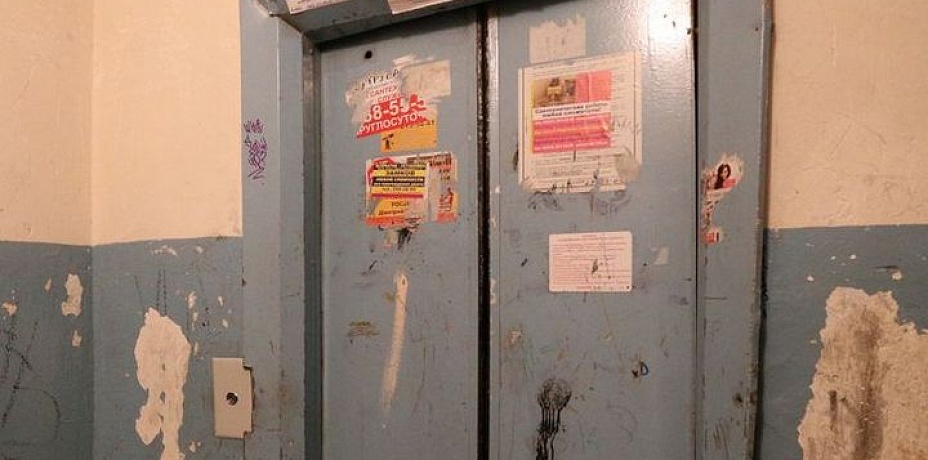 Смертельно опасный лифт нашла прокуратура в Центральном районе Челябинска