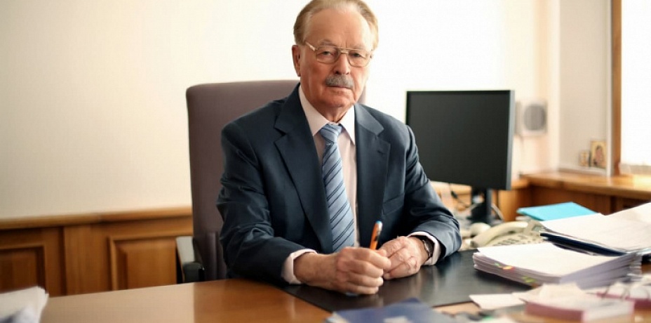 В Челябинске скончался старейший банкир России — гендиректор ПАО «Челиндбанк» 