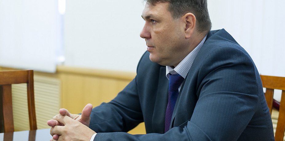 В Челябинске ушел в отставку глава управления транспорта