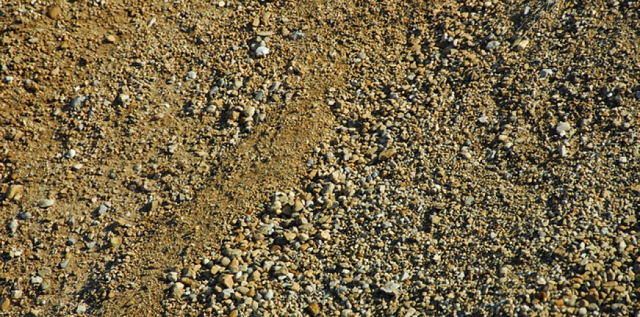 В Златоусте общественники обеспокоены качеством песка, завозимого на свалку