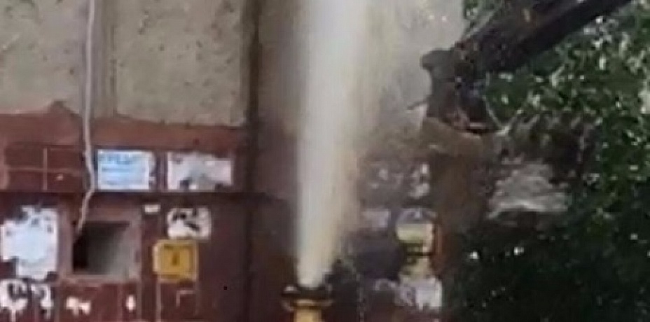Вода хлынула из газовых конфорок в домах посёлка в Копейске