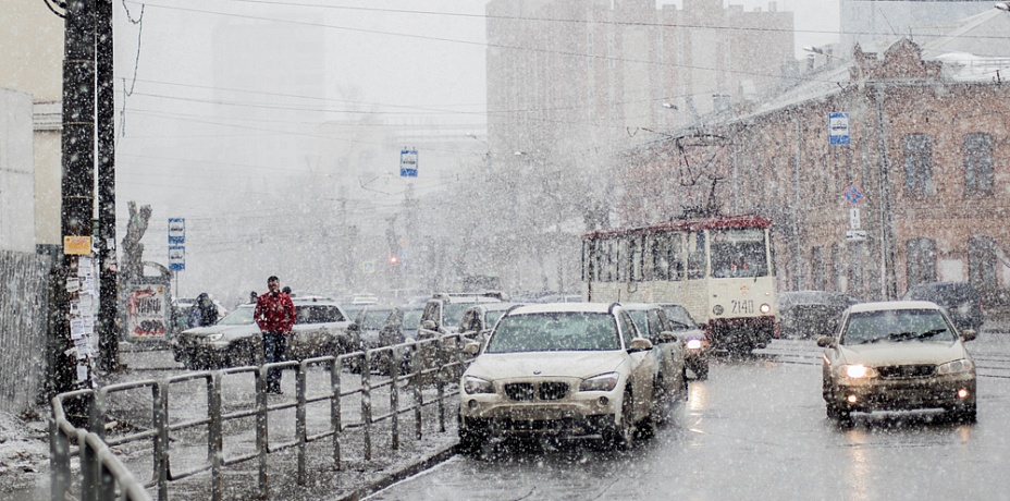 Предупреждение о дожде и снеге продлили в Челябинской области