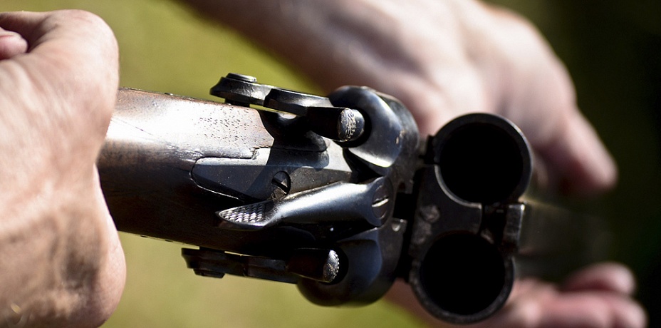 В Челябинской области мужчина открыл стрельбу из чужого ружья