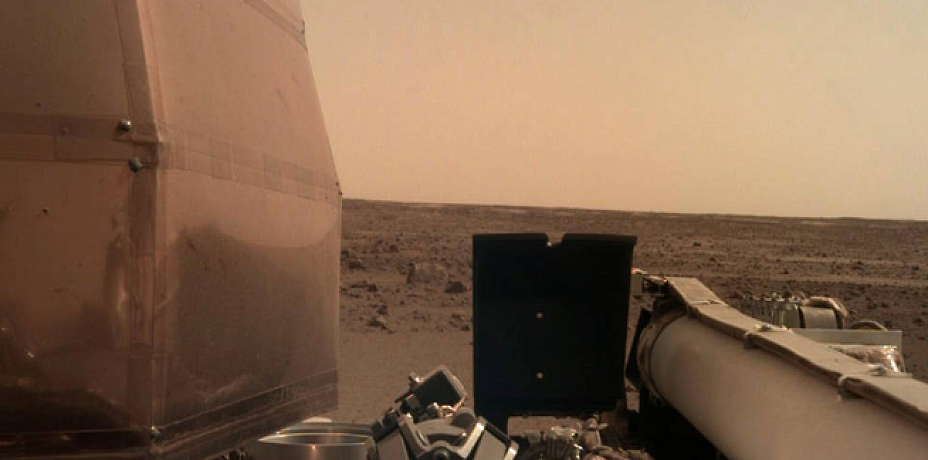 NASA успешно посадило на Марс космический модуль InSight