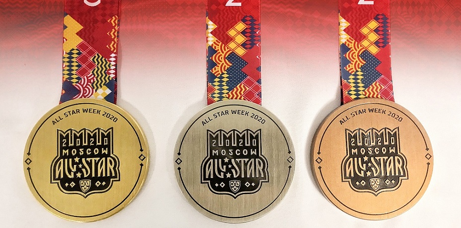 Златоустовские мастера изготовили медали для Матча Звёзд КХЛ