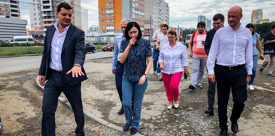Отсутствие тротуаров в «Парковом» возмутило главу Челябинска
