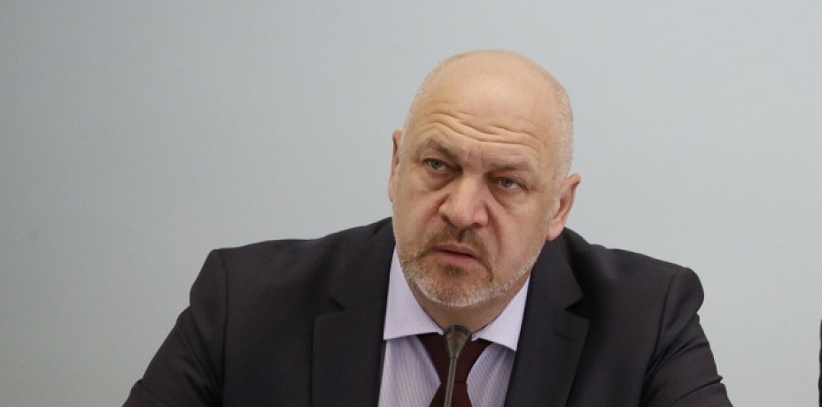 Вице-губернатор и министр экологии Челябинской области самоизолировались