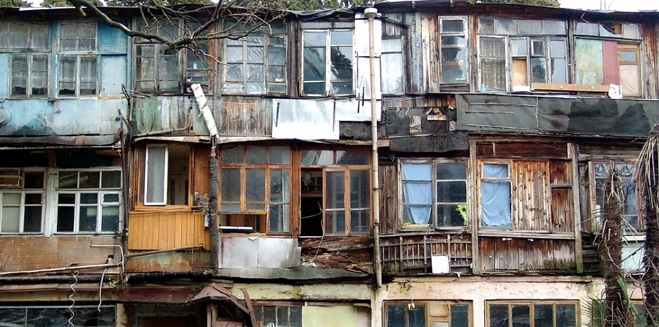 Больше домов в Челябинской области смогут признать аварийными