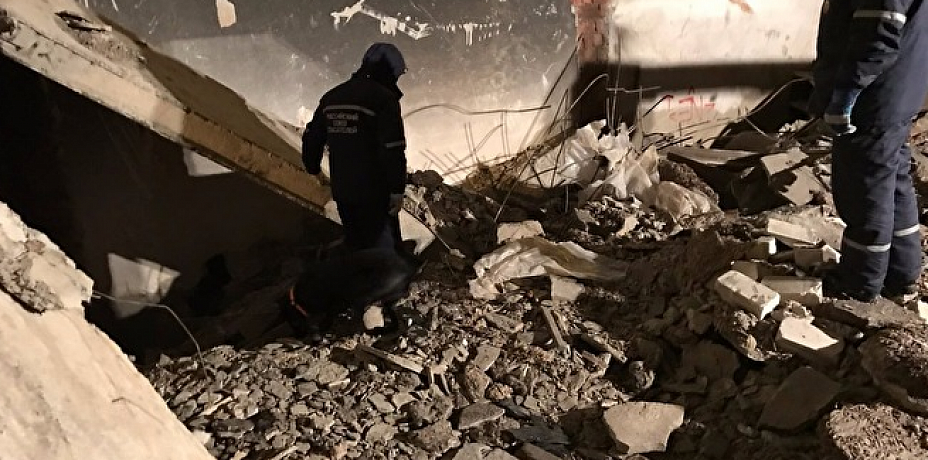Под завалами рухнувшего дома в Копейске найдены двое погибших