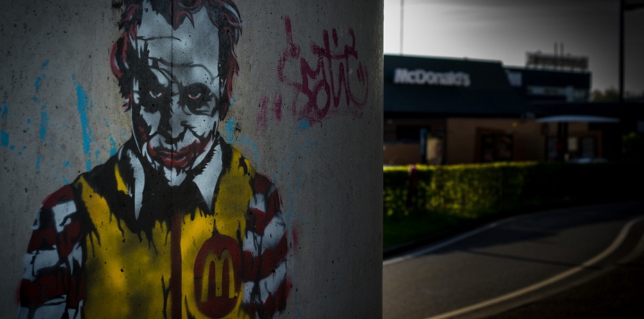 Глава Челябинска Наталья Котова раскритиковала McDonalds за кучи мусора