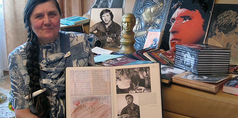 Исследовательница творчества Владимира Высоцкого Нина Пастухова собрала полтысячи экспонатов и создала музей