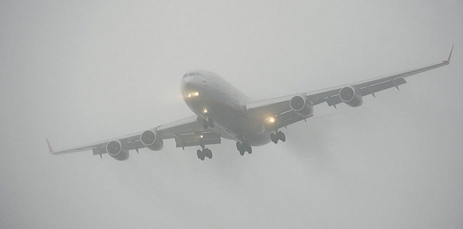 Задержанный из-за тумана самолет в Челябинске готовят к вылету