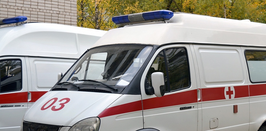 В Магнитогорске сотрудники скорой помощи вышли на пикет 