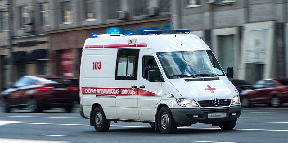 В ДТП на проспекте Ленина пострадали 12 взрослых и ребенок. Потребовалась госпитализация
