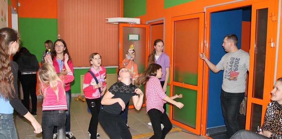 В Информационном центре атомной отрасли Челябинска продолжает работу клуб «Изобретатель»