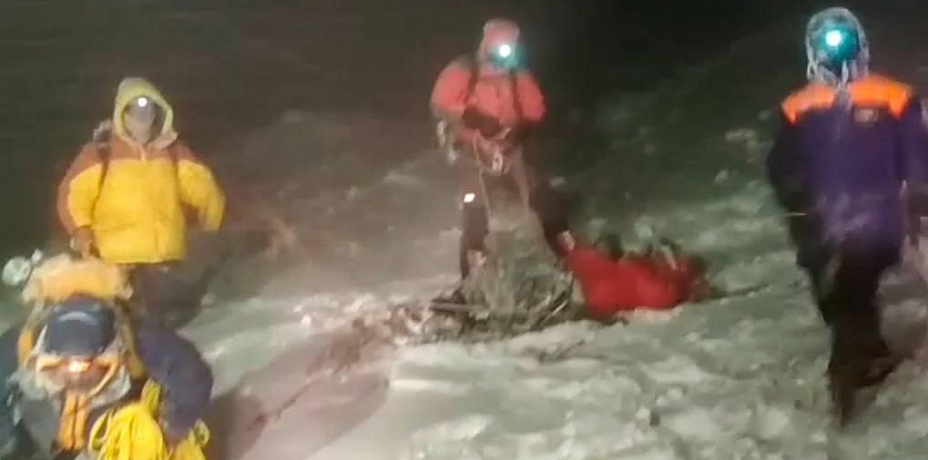 На Эльбрусе спасли альпинистку из Челябинска 