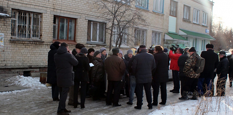 В Миассе в скандальном поединке сошлись администрация, жители поселка Строителей, ООО «Миасская управляющая компания»