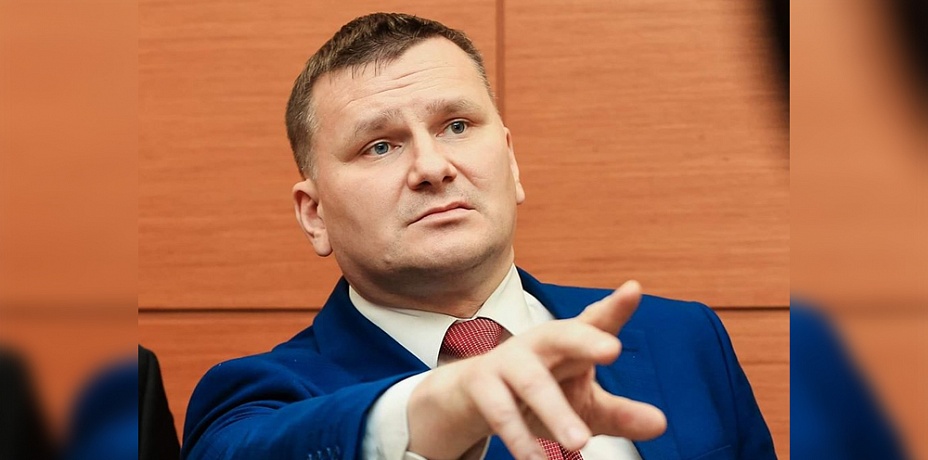 Бывший пресс-секретарь губернатора Дмитрий Федечкин покидает РМК