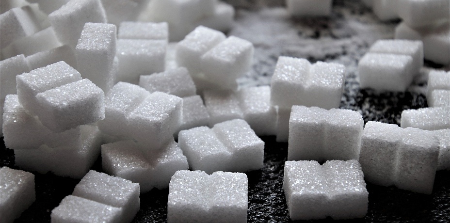 Губернатор Челябинской области призвал не закупаться сахаром 