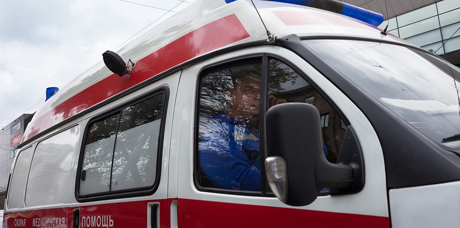 Несколько детей и взрослых потеряли сознание во время Парада в Челябинске